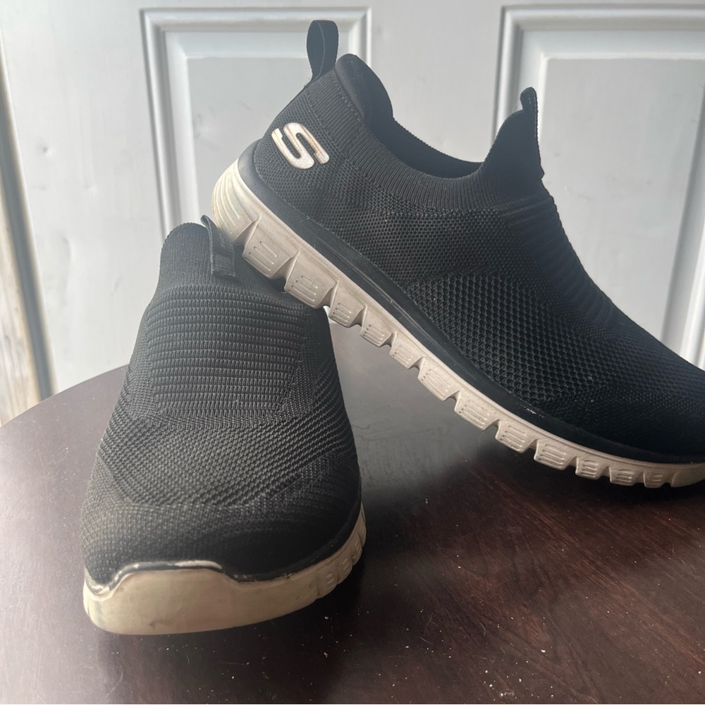 Skechers Men's Black Slip-On Sneakers